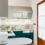 Quiet Monate In Private 3-hectare Park * Travedona