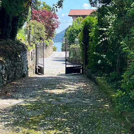Quiet Monate In Private 3-hectare Park Travedona